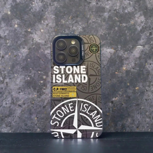 Coque iPhone streetwear 5 marques incontournables 2026 – Flexcase